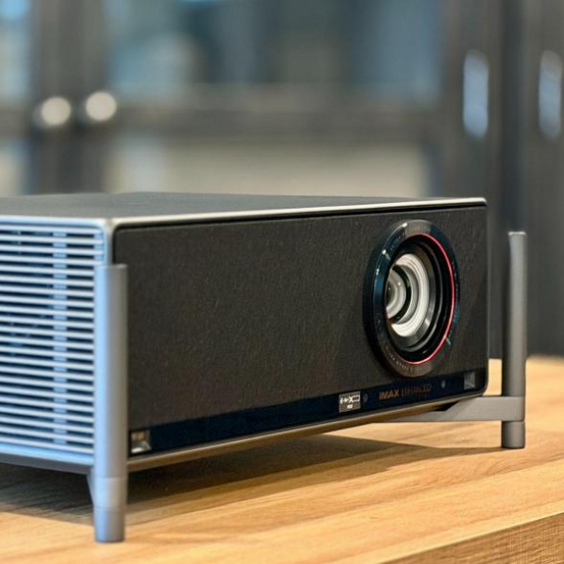 XGIMI TITAN Review 2026: Is This 4K Dual Laser Projector Worth Buying?
