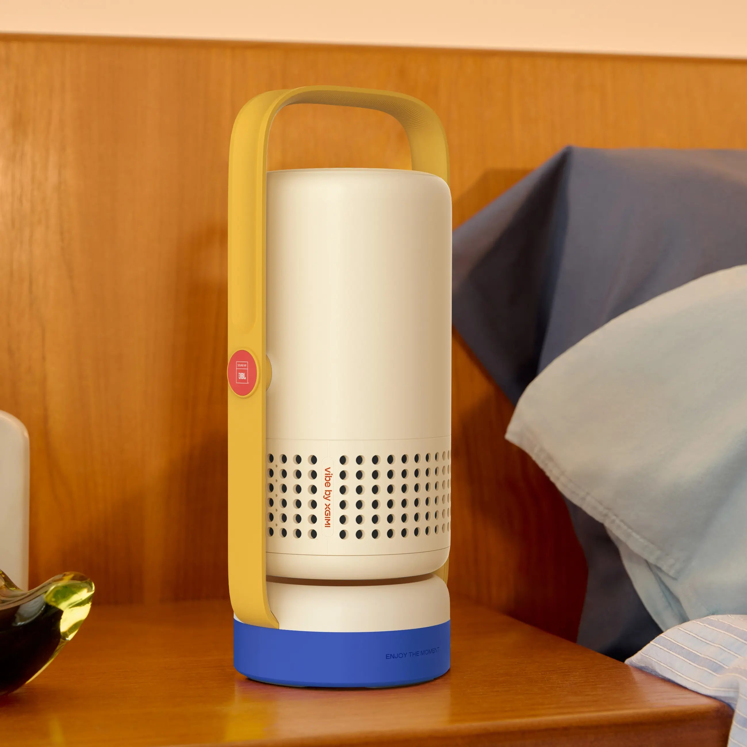 Introducing the New XGIMI Vibe One (Battery Powered) Portable Projector for Outdoor Use