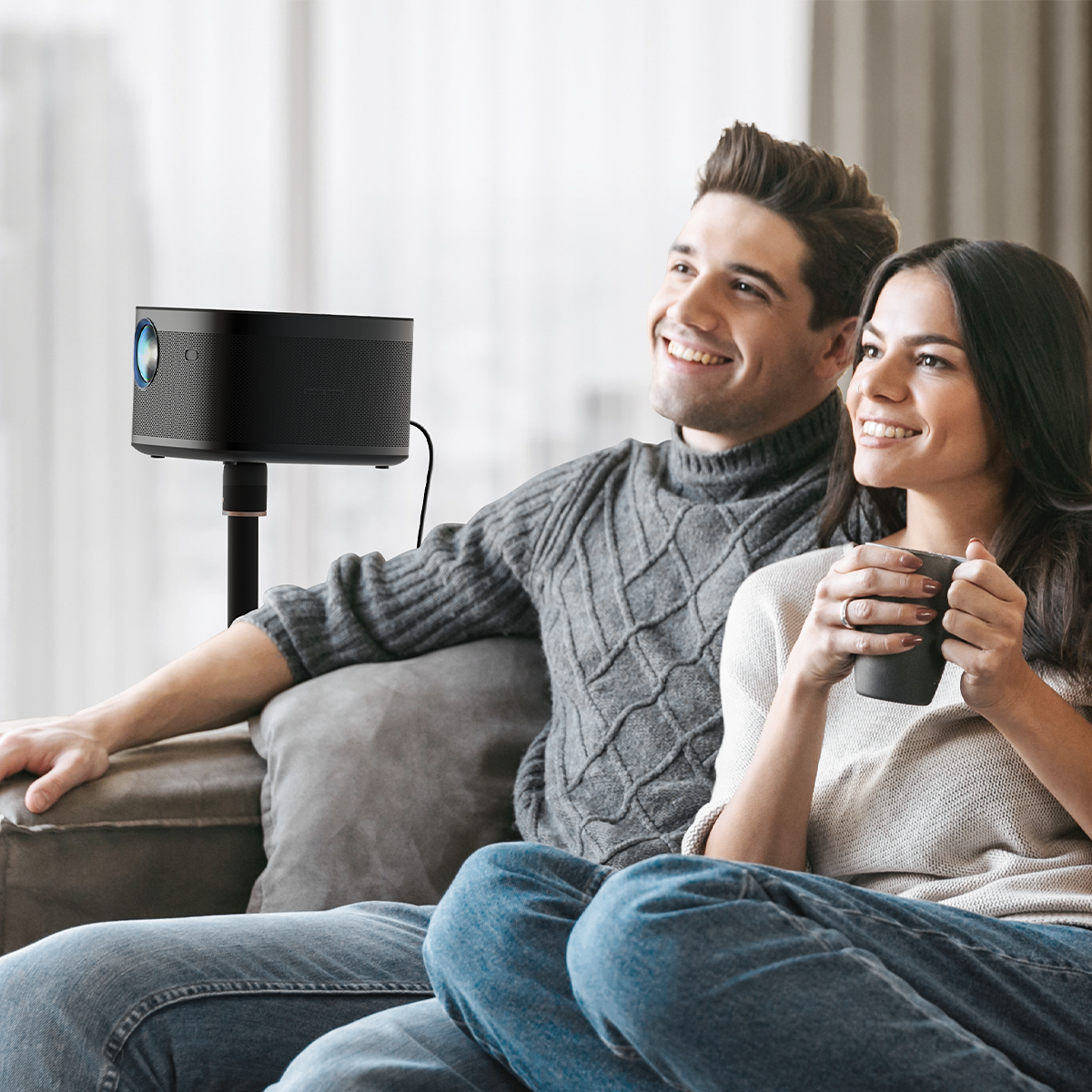 Creating Awesome Thanksgiving Day
Memories With Smart Projectors