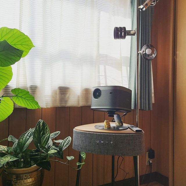 Understanding the Functions and Importance of DMDs in Smart Projectors